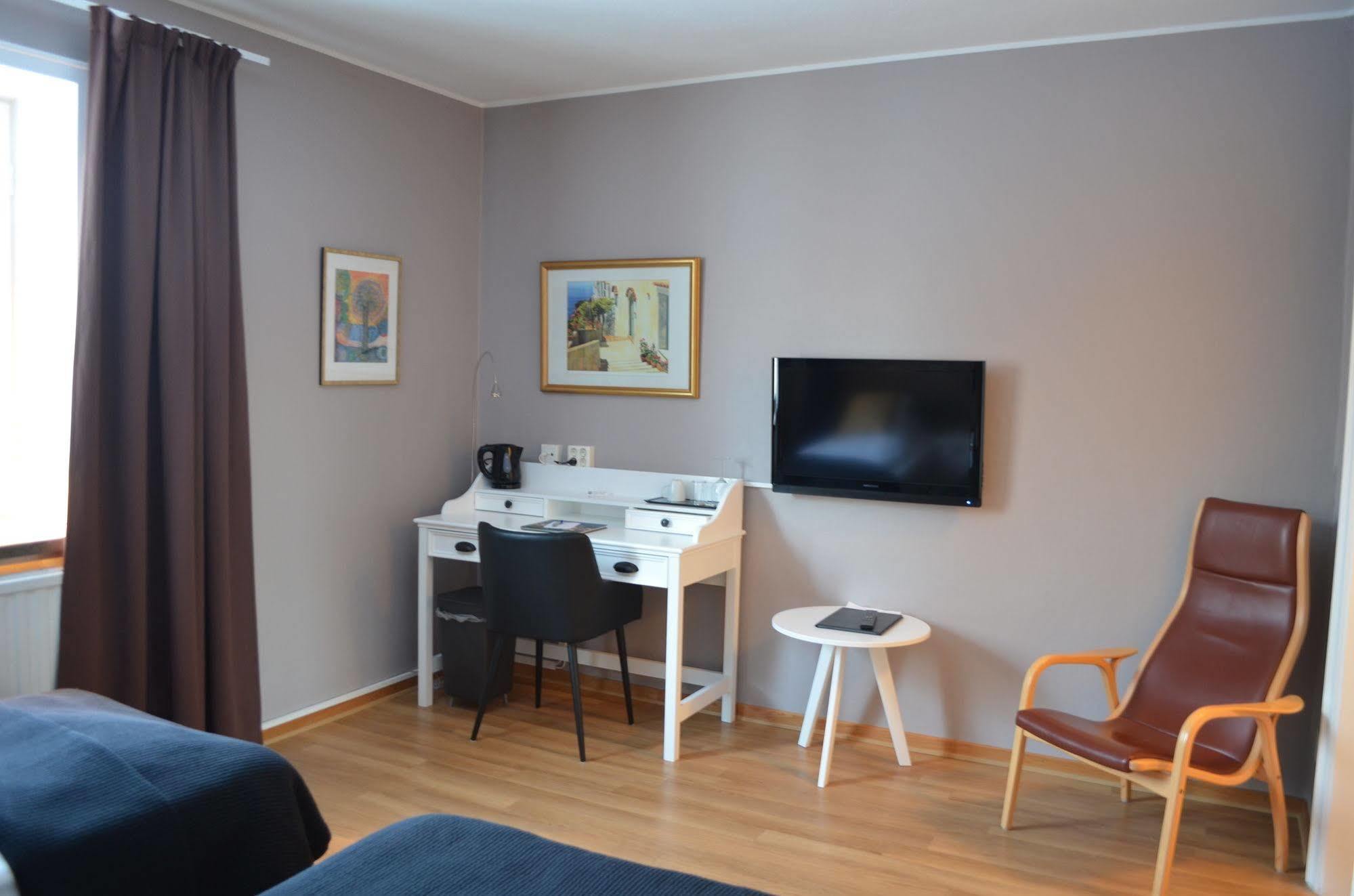 Hotel Wictoria Mariestad Esterno foto